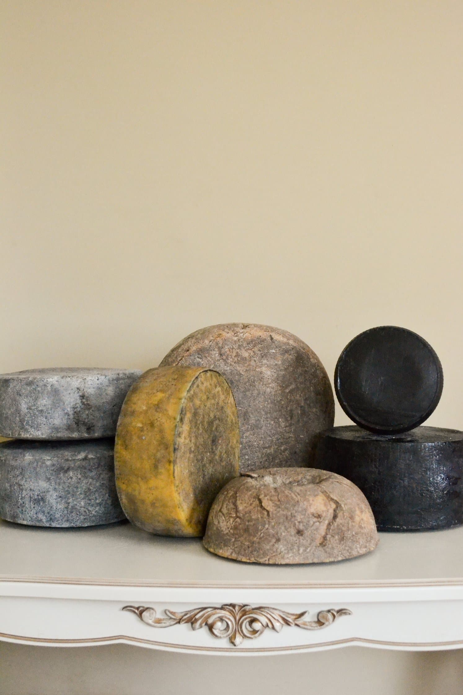 Твердый выдержанный